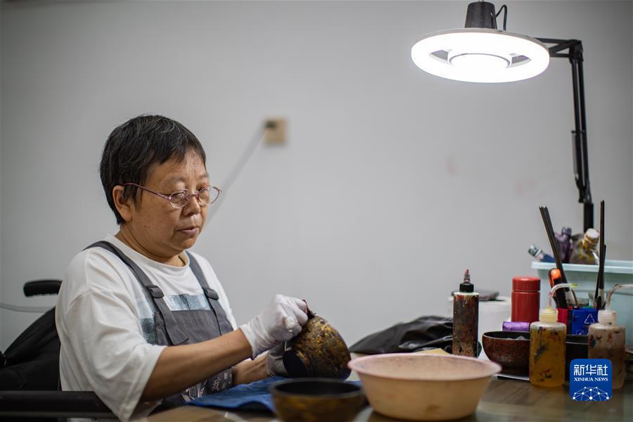 查澳门天天彩全年资料